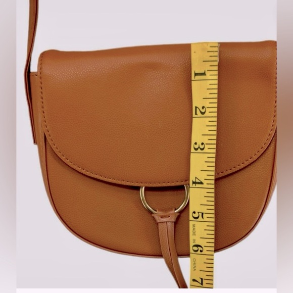 JJ WINTERS-like new! Brown Crossbody Bag with Flap Closure and adjustable strap! - Picture 15 of 16
